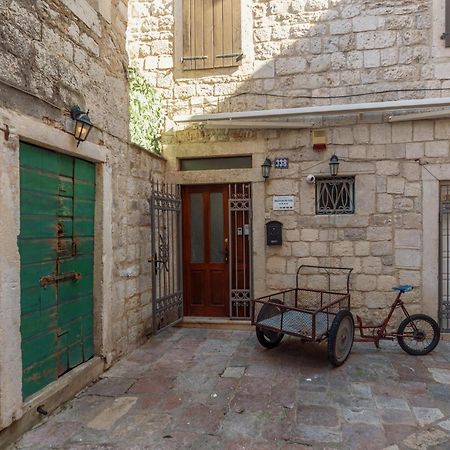 Old Town St Tryphon Apartment Kotor Exterior foto